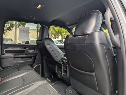 Used 2019 RAM 2500 Laramie image 12