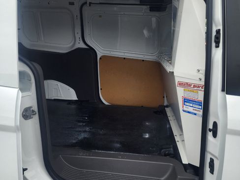 Used 2020 Ford Transit Connect XL image 15