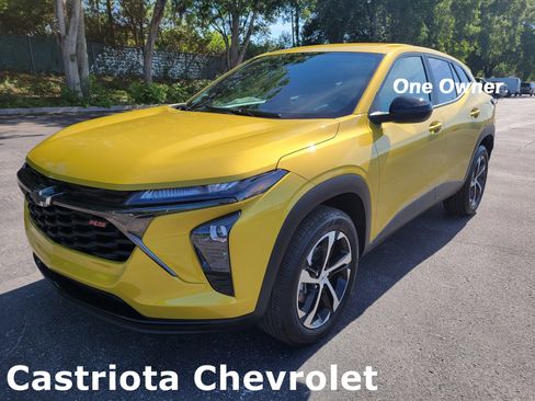 Certified 2024 Chevrolet Trax RS w/ Driver Confidence Package FWD image 1