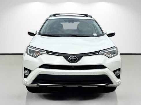 Used 2017 Toyota RAV4 Platinum image 8