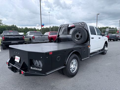 New 2026 RAM 3500 Tradesman w/ Chrome Appearance Group A AWD/4WD image 6