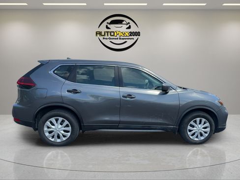 Used 2019 Nissan Rogue FWD image 8