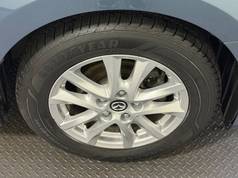 Used 2015 MAZDA MAZDA3 i Touring image 16