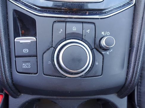 Used 2025 MAZDA CX-5 AWD 2.5 S w/ Preferred Package image 23