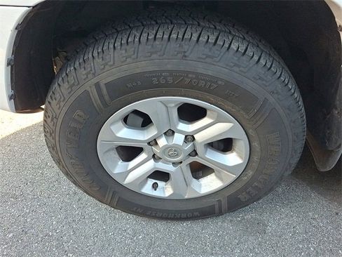 Certified 2019 Toyota 4Runner SR5 Premium image 3