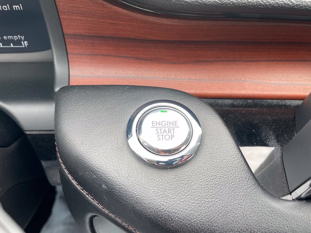 Used 2023 Lincoln Aviator Reserve AWD/4WD image 39