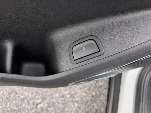 New 2026 GMC Acadia Elevation FWD image 13
