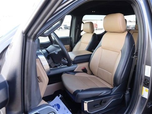Used 2022 Ford F150 Lariat image 8