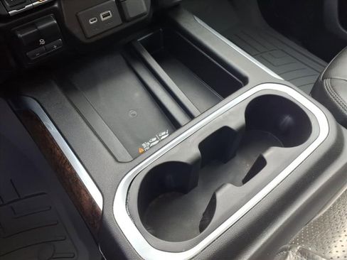 Used 2020 GMC Sierra 1500 Denali w/ Denali Ultimate Package image 23