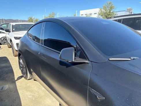 Used 2024 Tesla Model Y Performance AWD/4WD image 5