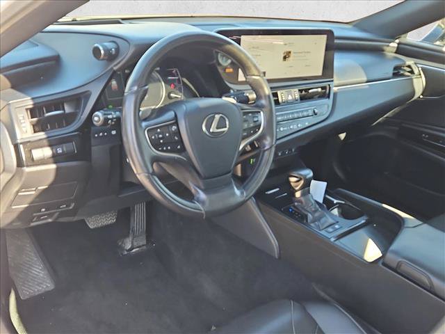 Used 2024 Lexus ES 300h w/ Accessory Package (Z2) FWD image 10