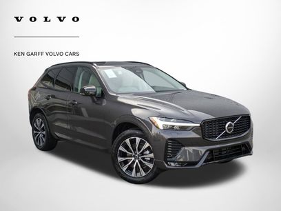 New 2025 Volvo XC60 B5 Core w/ Climate Package