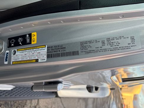 Used 2023 Jeep Gladiator Mojave w/ Cold Weather Group image 30