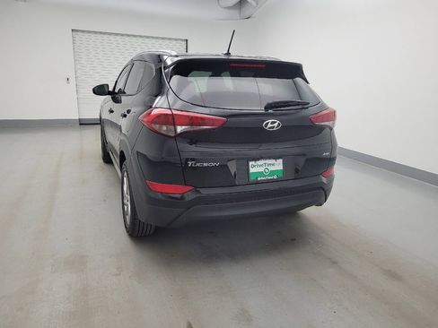 Used 2017 Hyundai Tucson SE AWD/4WD image 6