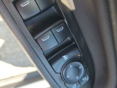 Used 2024 Chevrolet Equinox RS w/ RS Leather Package image 33