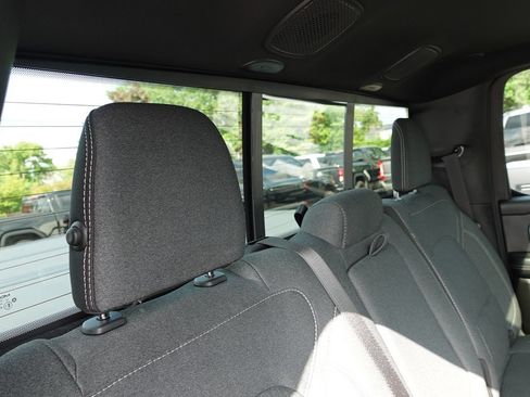 Used 2020 RAM 1500 Big Horn AWD/4WD image 33