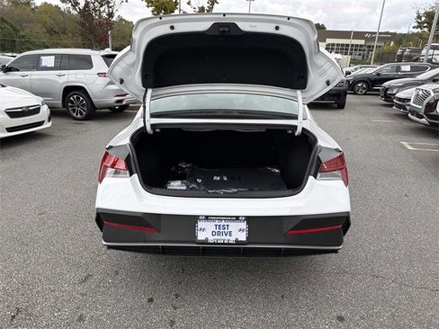 New 2026 Hyundai Elantra Blue image 18