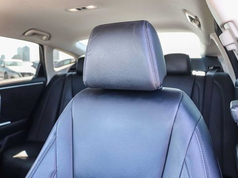 Used 2021 Honda Clarity Touring image 20