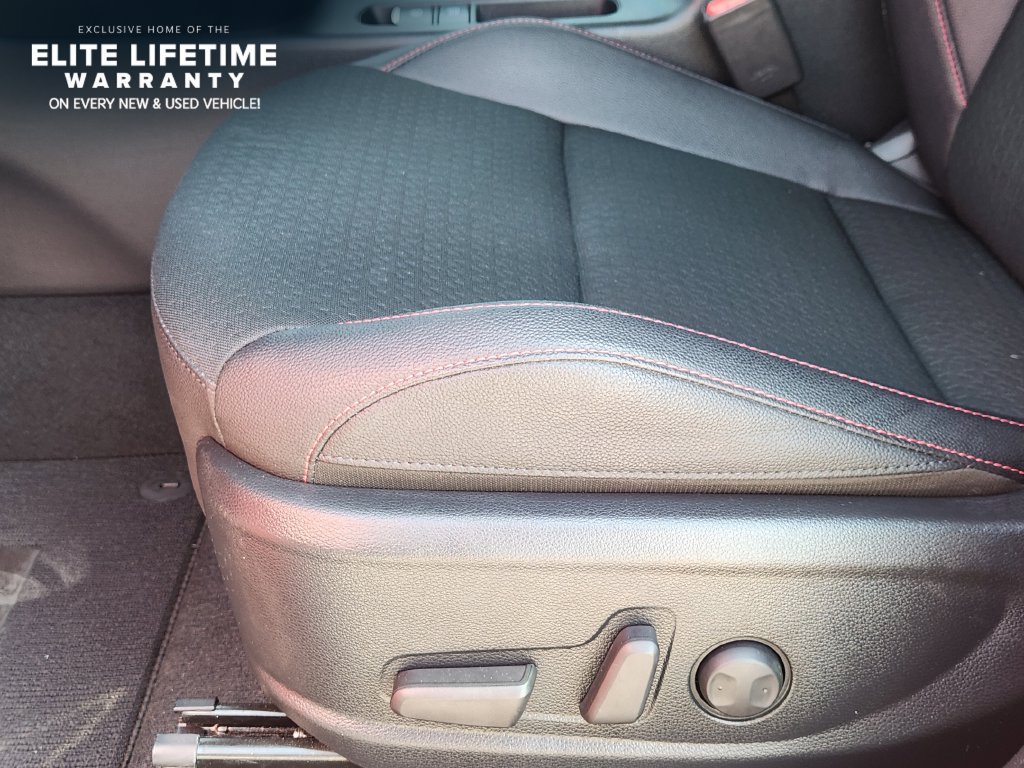 Used 2025 Kia Soul GT-Line w/ GT-Line Technology Package FWD image 24
