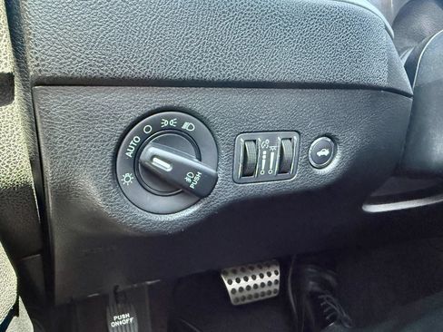 Used 2017 Dodge Charger R/T RWD image 27