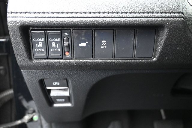 Certified 2025 Honda Odyssey Sport-L image 32