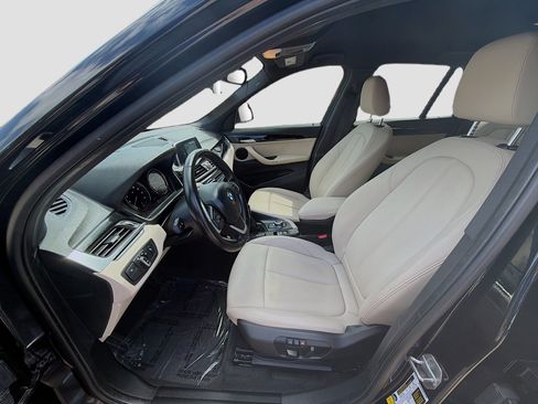 Used 2018 BMW X1 sDrive28i image 16