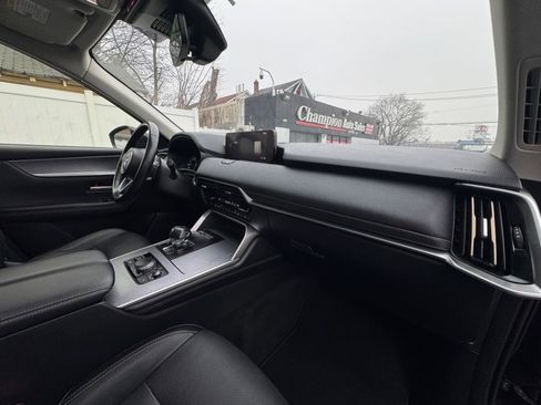 Used 2024 MAZDA CX-90 3.3 Turbo w/ Preferred Plus image 41