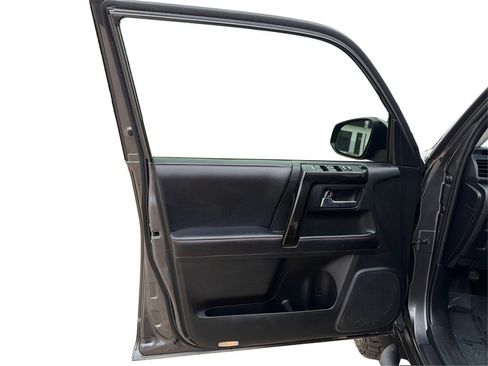 Used 2019 Toyota 4Runner TRD Off-Road image 20