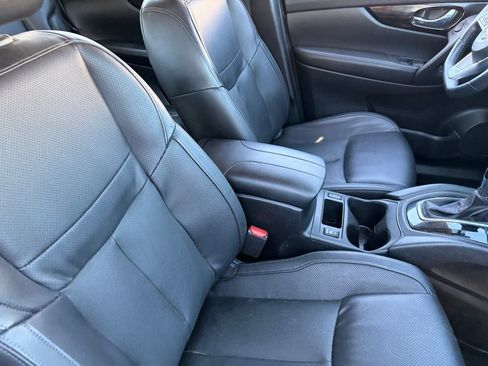 Certified 2022 Nissan Rogue Sport SL w/ Premium Package AWD/4WD image 11