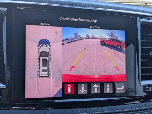 Used 2026 Chrysler Pacifica Select image 25