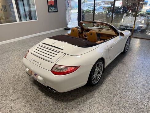 Used 2011 Porsche 911 Carrera S RWD image 8