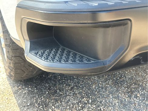 Used 2023 Chevrolet Silverado 1500 W/T w/ WT Value Package image 18