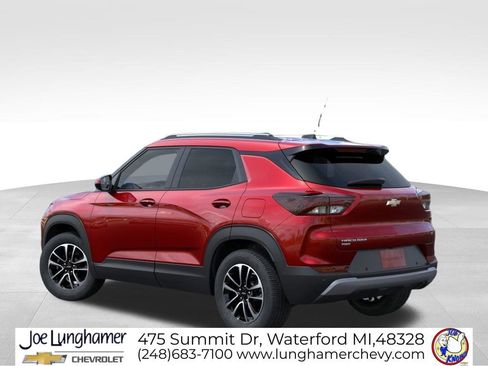 New 2026 Chevrolet TrailBlazer LT AWD/4WD image 3