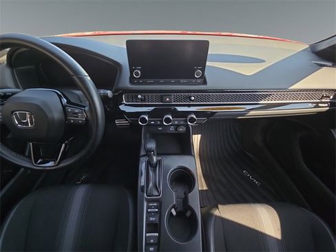 Used 2023 Honda Civic Sport image 15