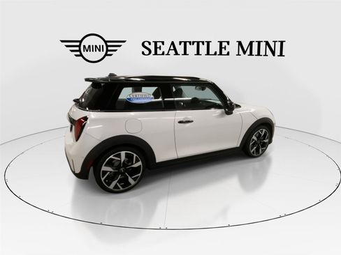 Certified 2025 MINI Cooper S image 11
