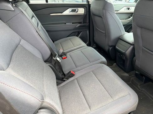 Used 2026 Ford Explorer Active RWD image 29