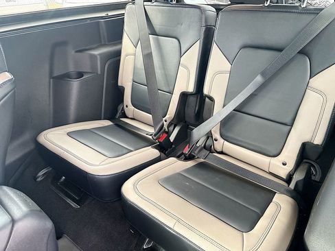 Used 2022 Ford Bronco Wildtrak image 25