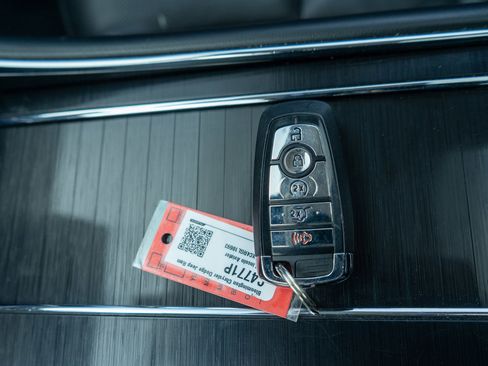 Used 2024 Lincoln Aviator Reserve image 33