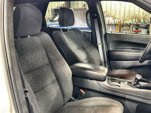 Used 2025 Dodge Durango GT AWD/4WD image 32