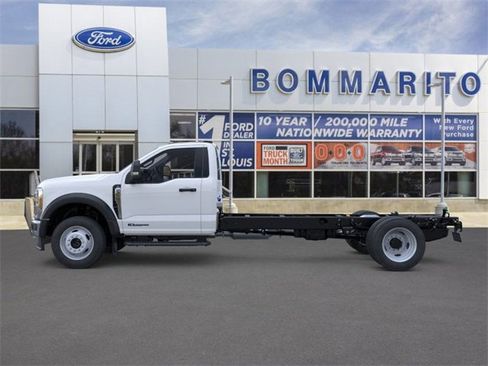 New 2026 Ford F450 XL w/ XL Chrome Package image 3