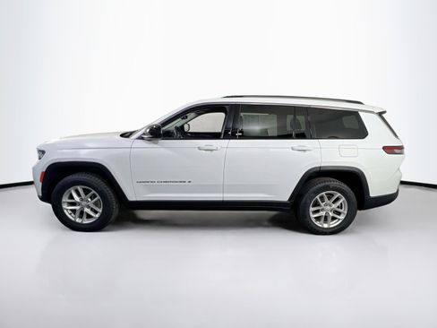 Used 2021 Jeep Grand Cherokee L Laredo w/ Luxury Tech Group I image 8