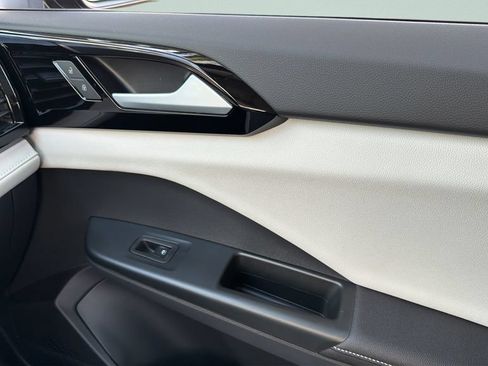 New 2026 Volkswagen Taos S FWD image 14