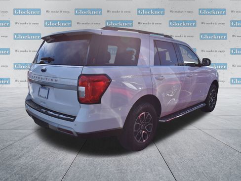 Certified 2022 Ford Expedition XLT image 4