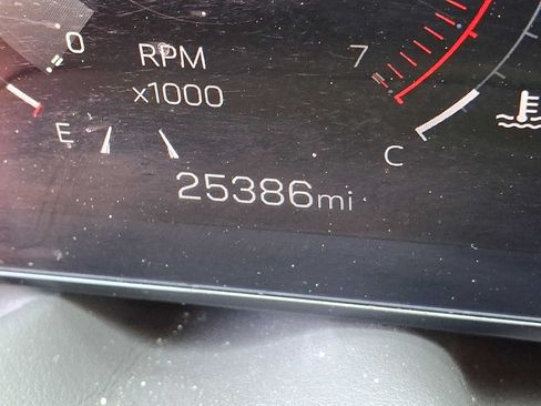 Used 2025 GMC Yukon Denali AWD/4WD image 16
