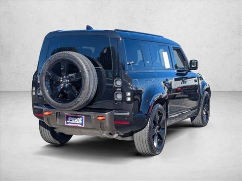 Used 2024 Land Rover Defender 110 X image 5