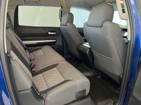 Used 2015 Toyota Tundra SR5 w/ SR5 Upgrade Package image 23