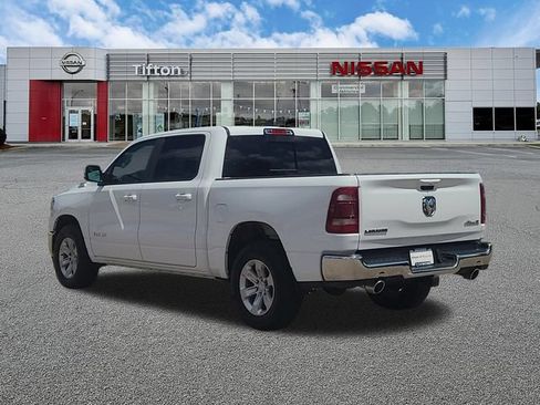 Used 2023 RAM 1500 Laramie AWD/4WD image 5