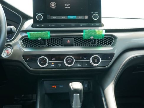 Used 2025 Acura Integra FWD image 9