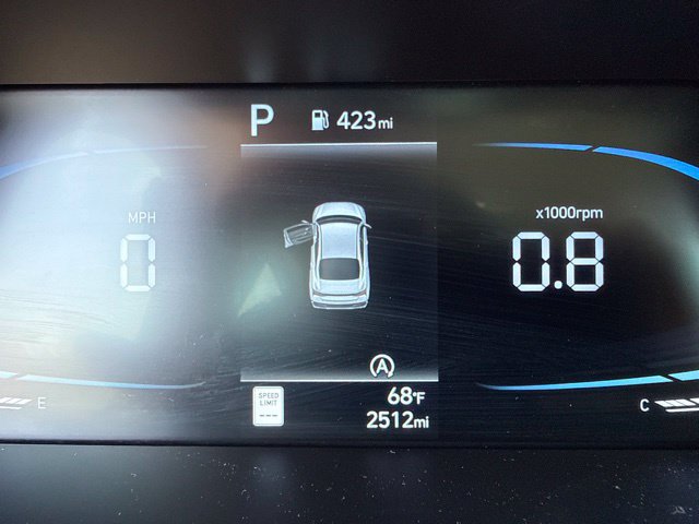 Used 2026 Hyundai Elantra SE FWD image 11