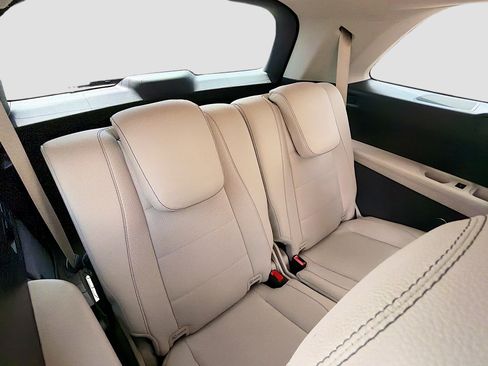 Used 2020 Mercedes-Benz GLS 450 4MATIC image 21